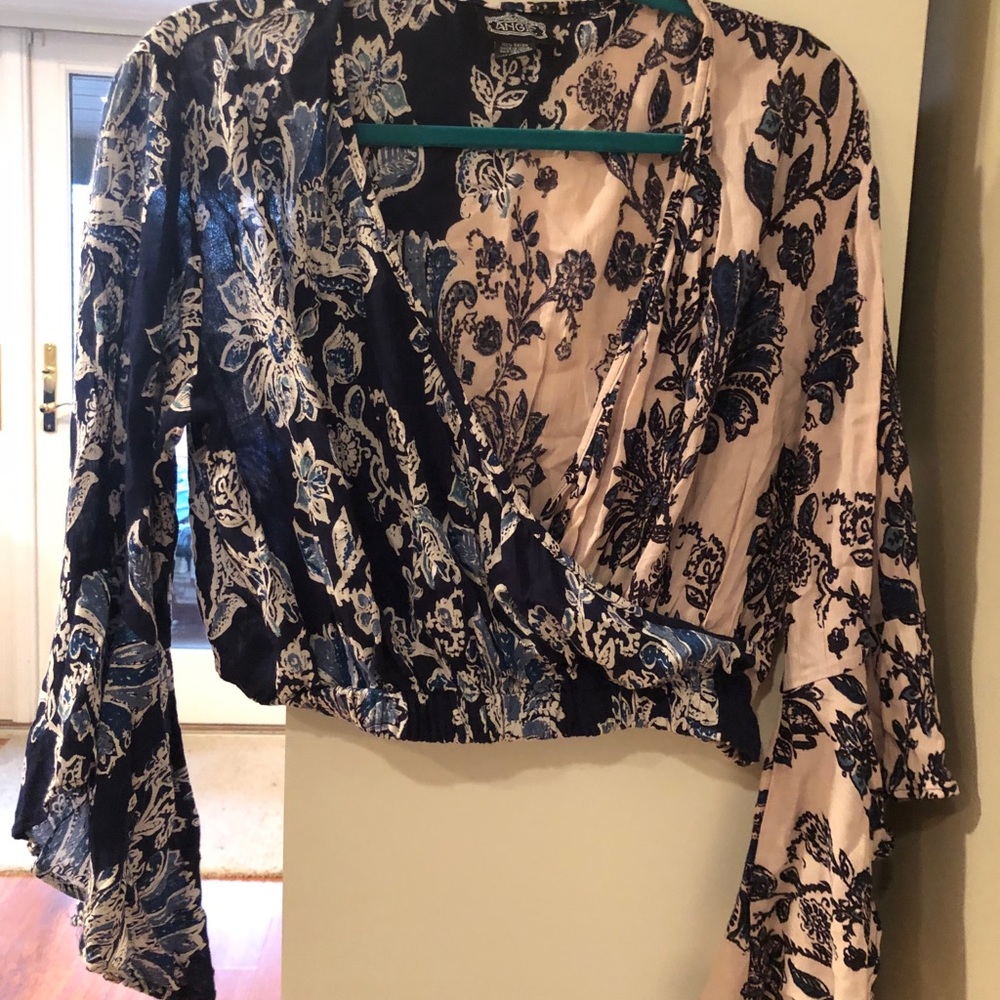FLORAL WRAP CROP TOP